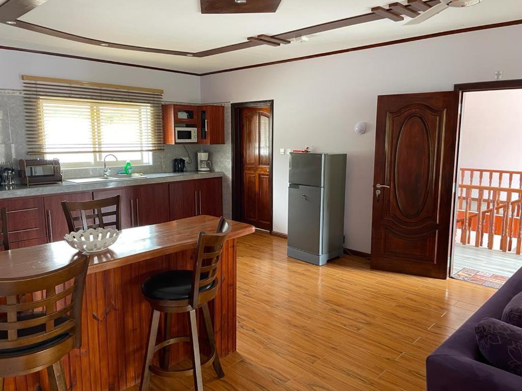 Mokara Holiday Apartment Anse Royale Exterior photo